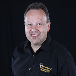 Steve Philips - Avenue Artistes